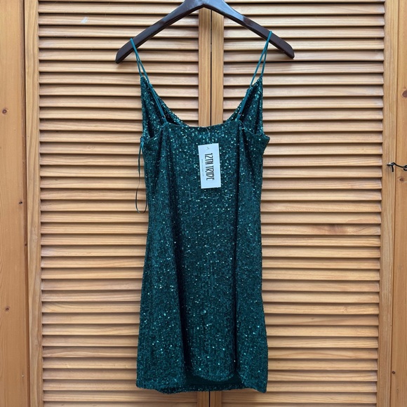 NWT 12th Tribe Sparkly green dress size small - Picture 4 of 7